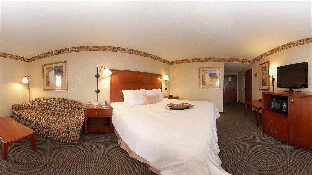 Hampton Inn Troy Exterior photo