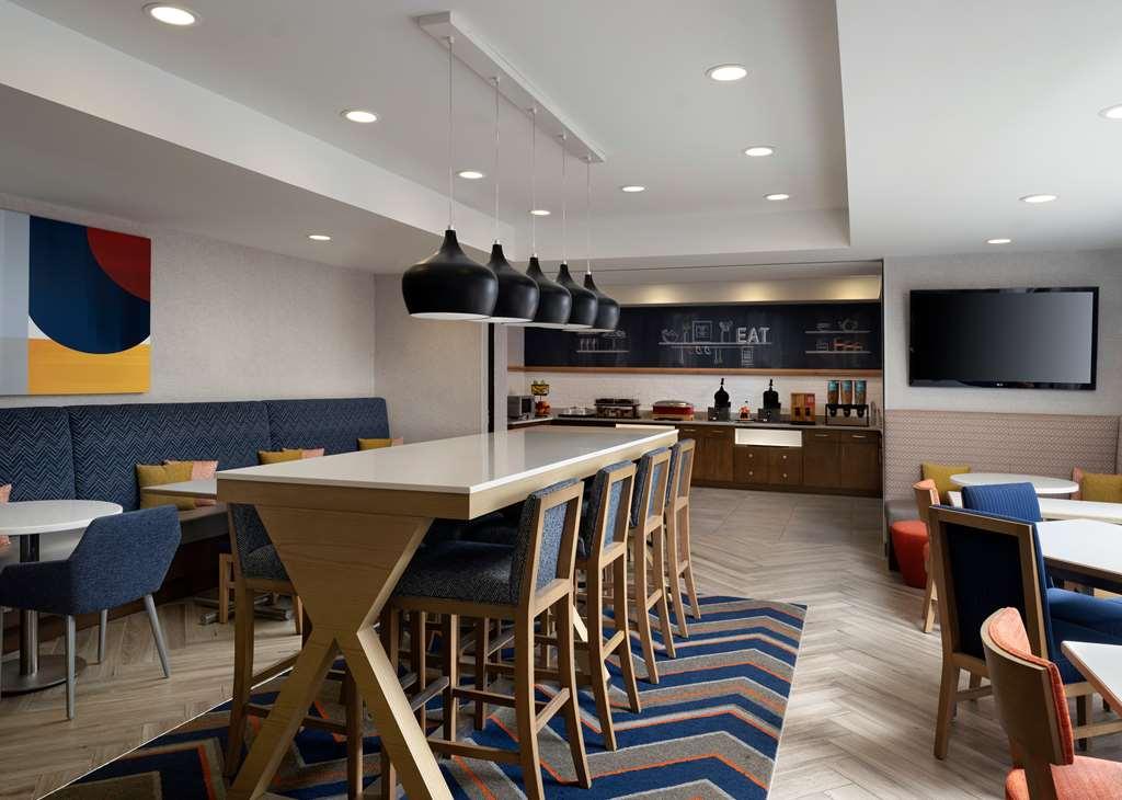 Hampton Inn Troy Restaurant photo