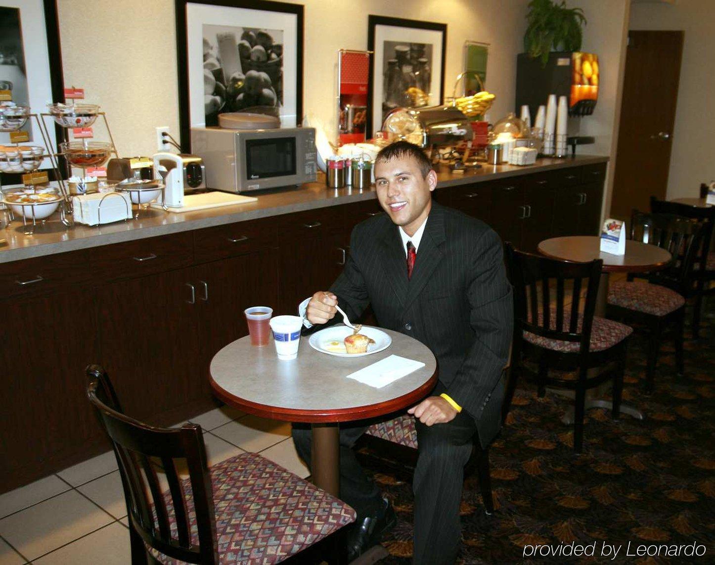 Hampton Inn Troy Restaurant photo