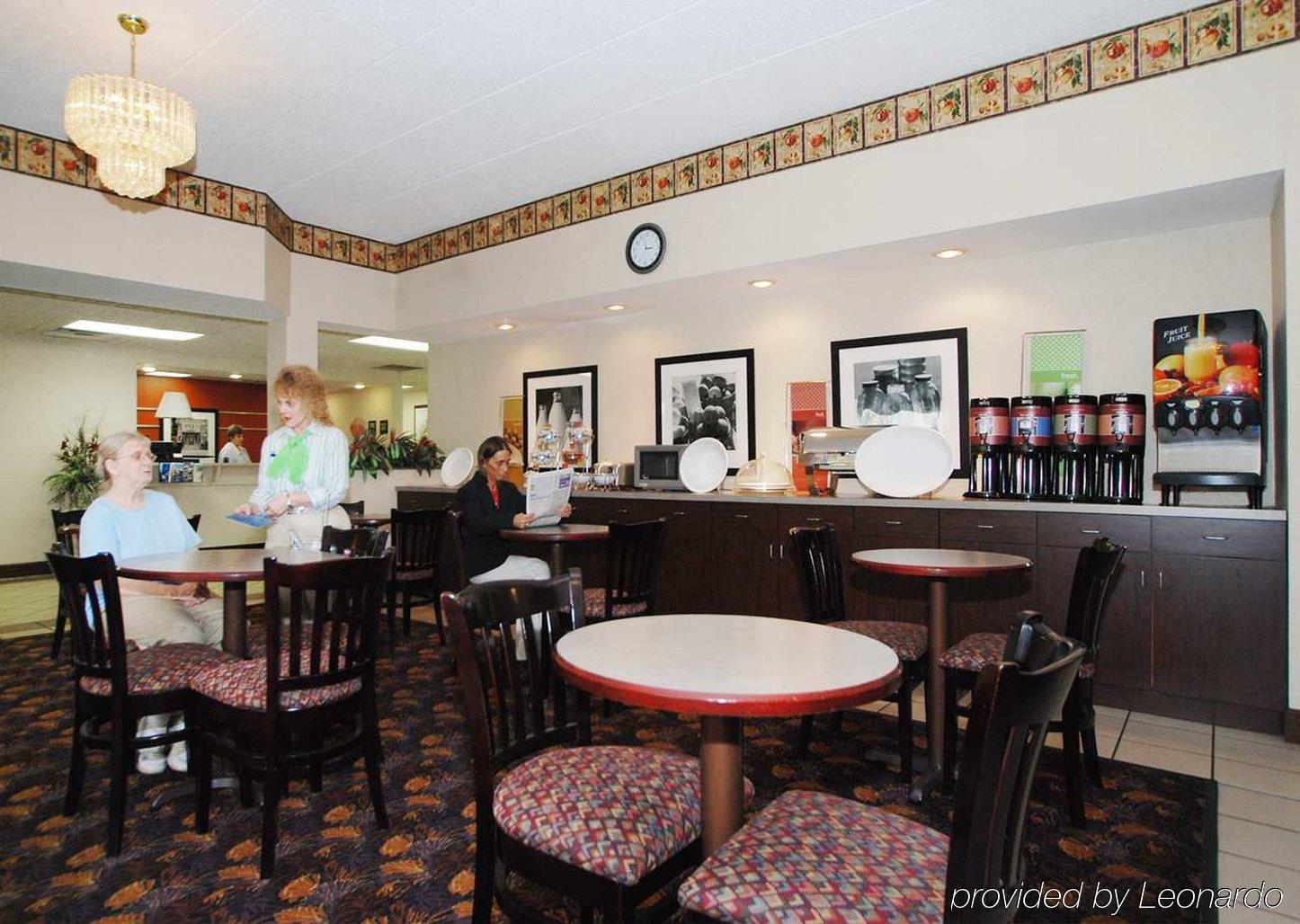 Hampton Inn Troy Restaurant photo